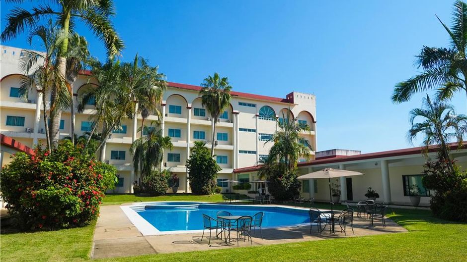 Days Inn by Wyndham Tuxtepec Exterior
