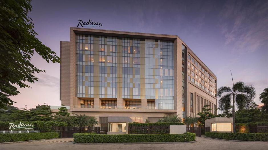 Radisson Hotel Delhi MG Road Exterior