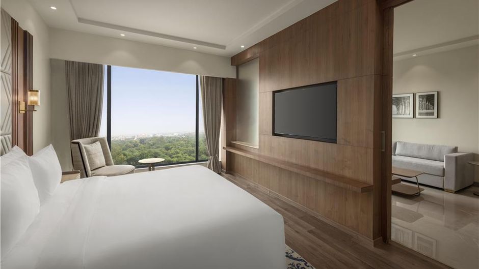 Radisson Hotel Delhi MG Road Suite