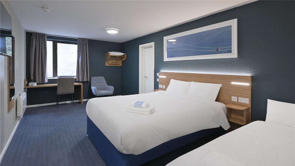 Hotel Campanile Milton Keynes Room