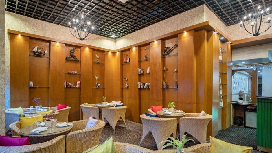Golden Tulip Udaipur Restaurant