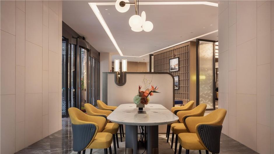 Hampton Qingdao Jinshatan Lobby