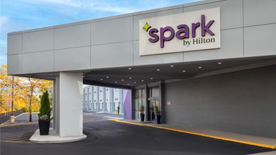 Spark by Hilton Toronto Airport