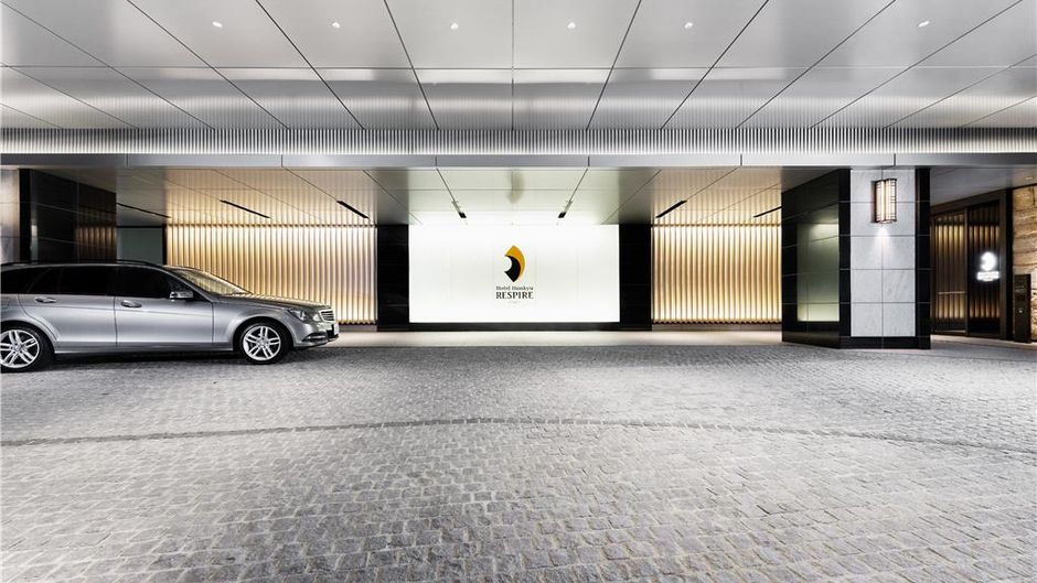Hotel Hankyu Respire Osaka Exterior