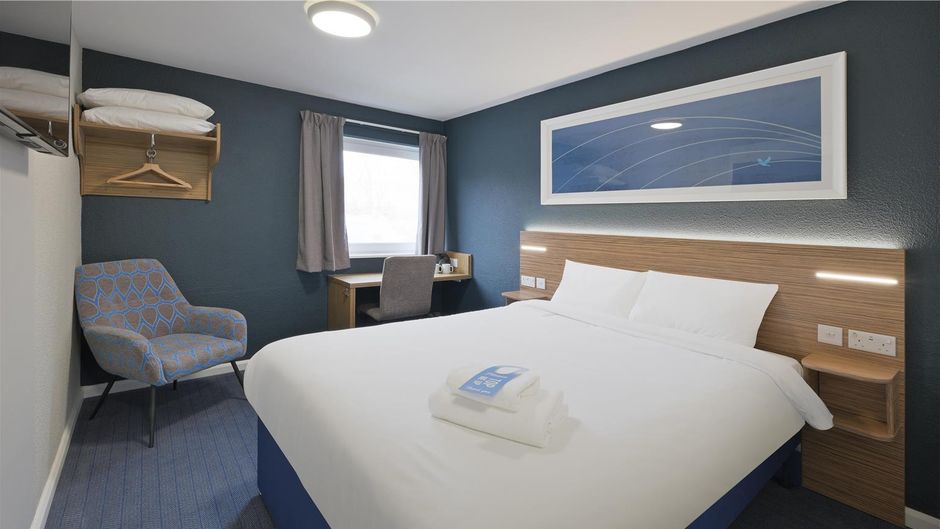 Travelodge Swindon Room