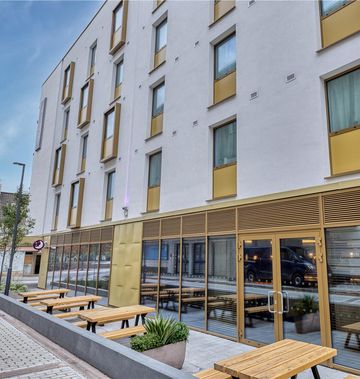 Premier Inn Bath Street