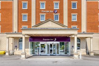 Premier Inn Manchester Trafford Centre W