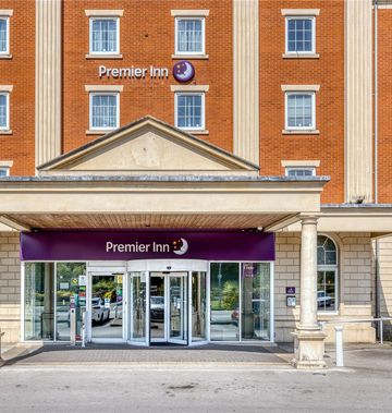 Premier Inn Manchester Trafford Centre W