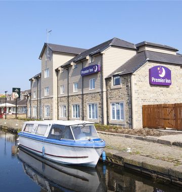 Premier Inn Huddersfield Central