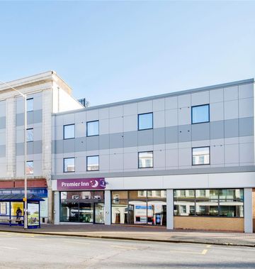 Premier Inn Eastbourne Town Centre hotel