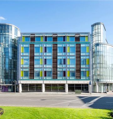 Premier Inn Nottingham Chapel Bar