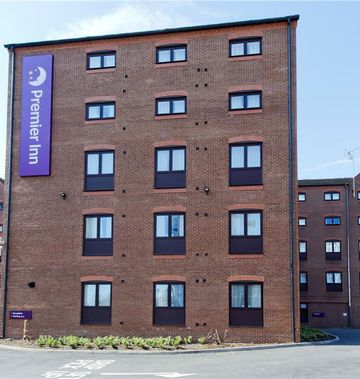 Premier Inn Bham Broad St (Canal Side)