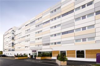 Premier Inn Manchester Airport South