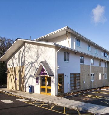 Premier Inn Christchurch / Highcliffe