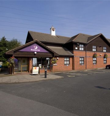 Premier Inn Walsall (M6, J10)