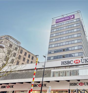 Premier Inn Birmingham New Street