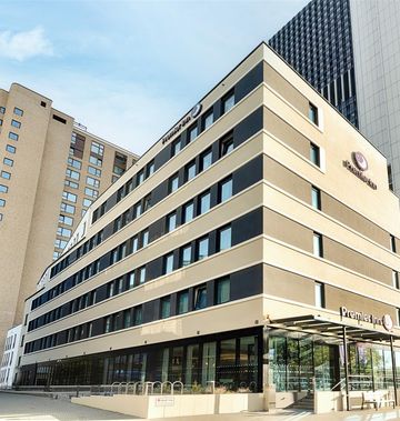 Premier Inn Frankfurt Westend Hotel