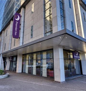 Premier Inn Cardiff City Centre