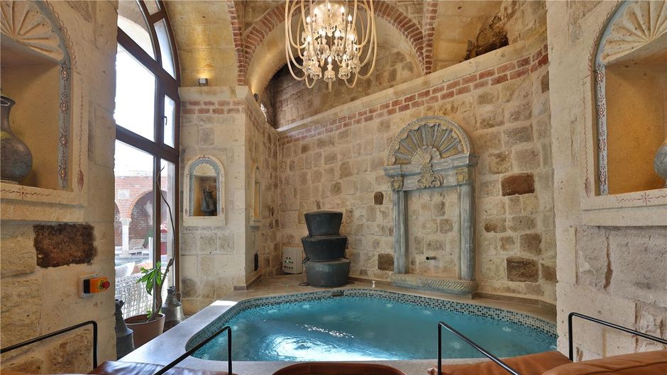 Elika Cave Suites Lobby