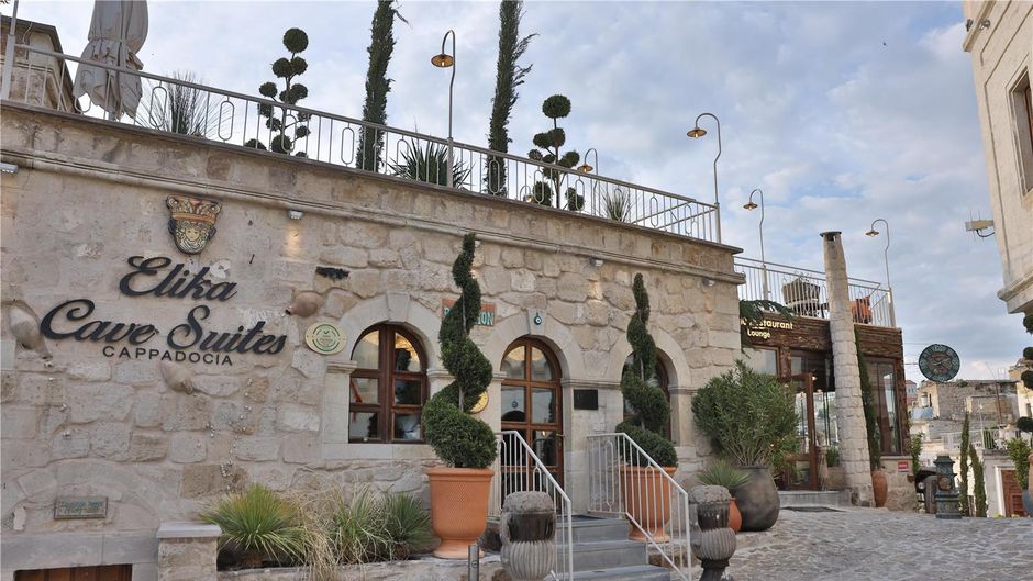 Elika Cave Suites Exterior