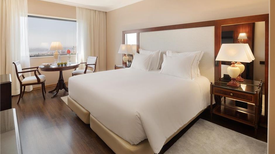 Dom Pedro Lisboa Hotel Room
