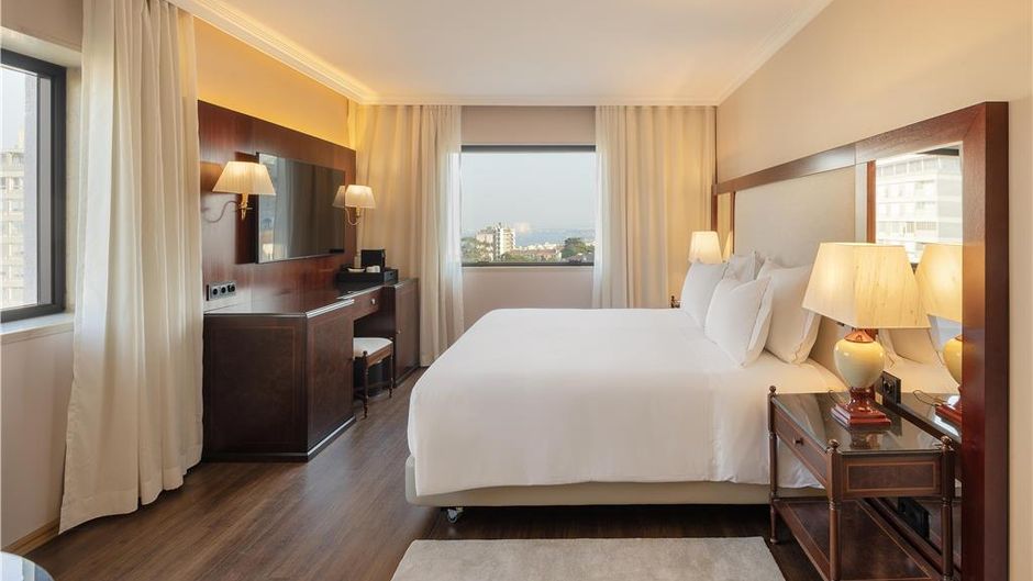 Dom Pedro Lisboa Hotel Room