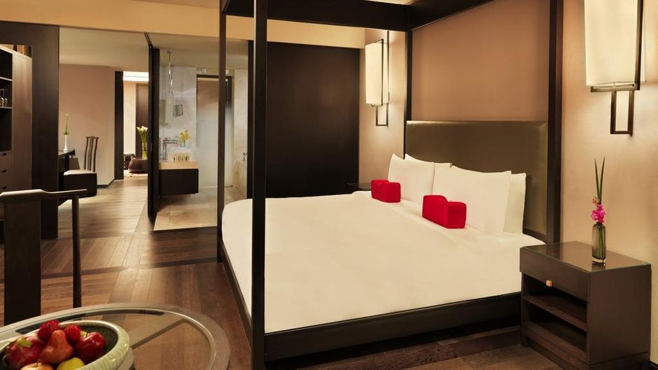 Himalayas Hotel Shanghai Suite