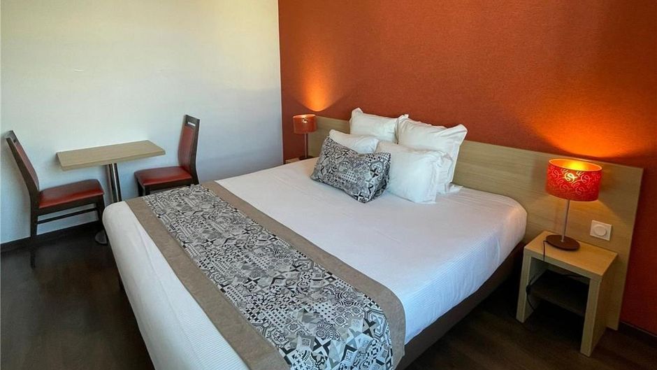 Hotel de Bonlieu Room