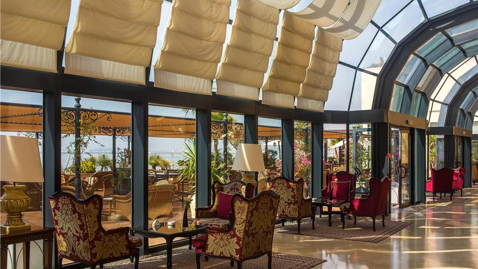 Concorde Les Berges du Lac Lobby