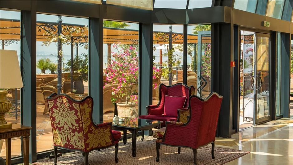 Concorde Les Berges du Lac Lobby