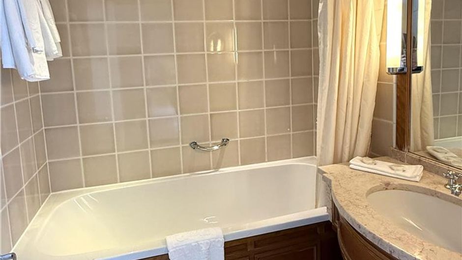 Hotel Bedford Room