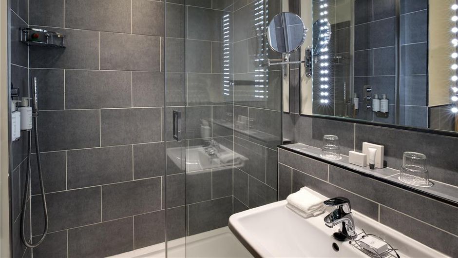 Sloane Square Hotel Room