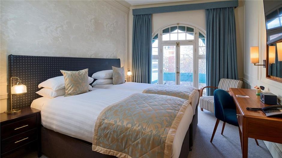 Sloane Square Hotel Room