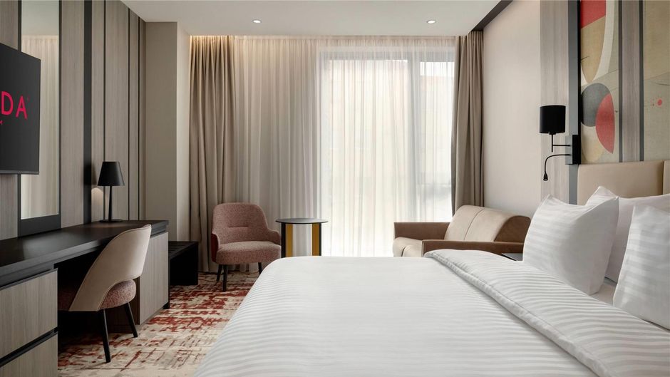 Hotel Brilliant Meses Room