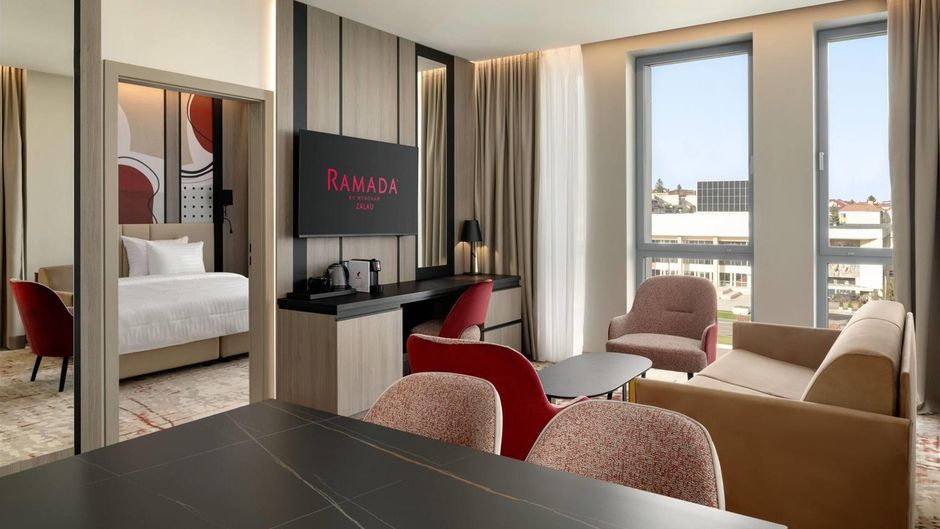 Hotel Brilliant Meses Suite