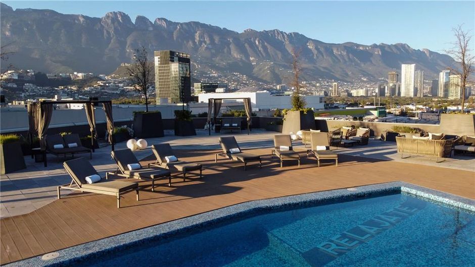 Camino Real Fashion Drive Monterrey Pool