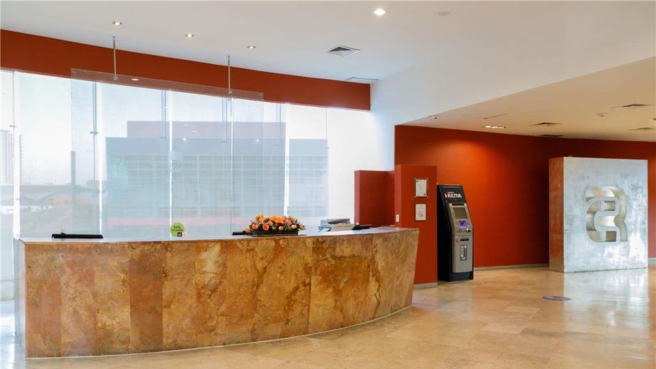 Camino Real Pachuca Lobby