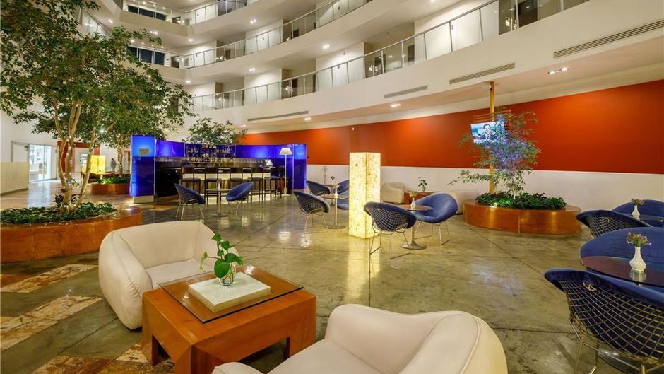 Camino Real Pachuca Lobby