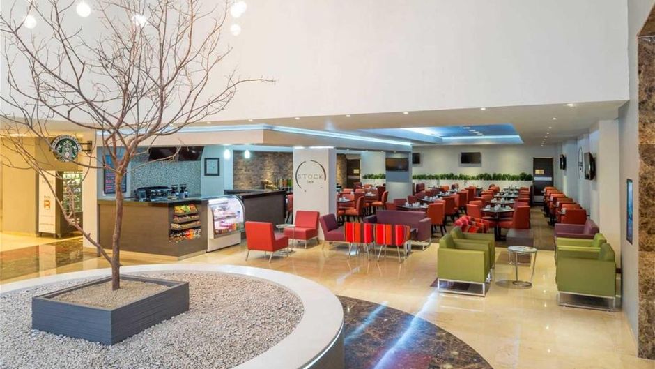 Real Inn Perinorte Restaurant
