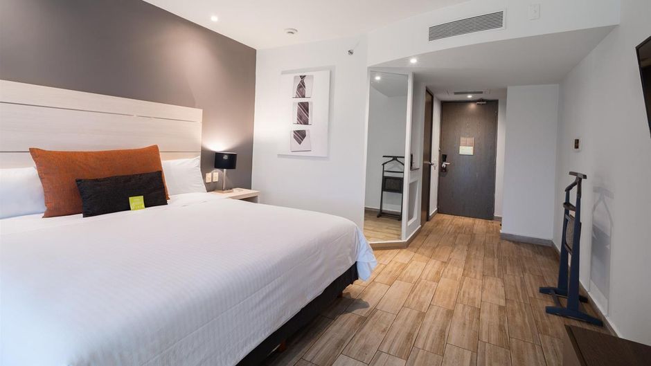 Real Inn Perinorte Room