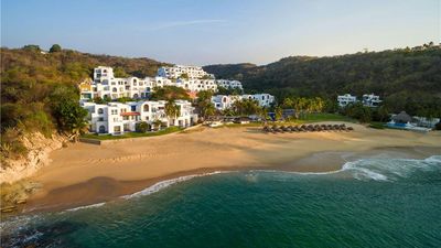 Camino Real Zaashila Huatulco