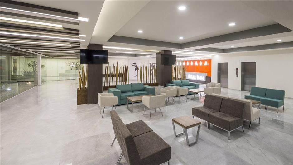Real Inn Celaya Lobby
