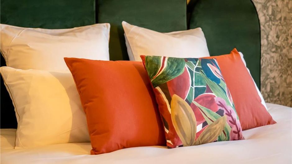 Brit Hotel La Croix Blanche Room