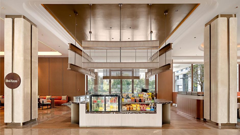 Hilton Garden Inn Chengdu East Railway Restaurant
