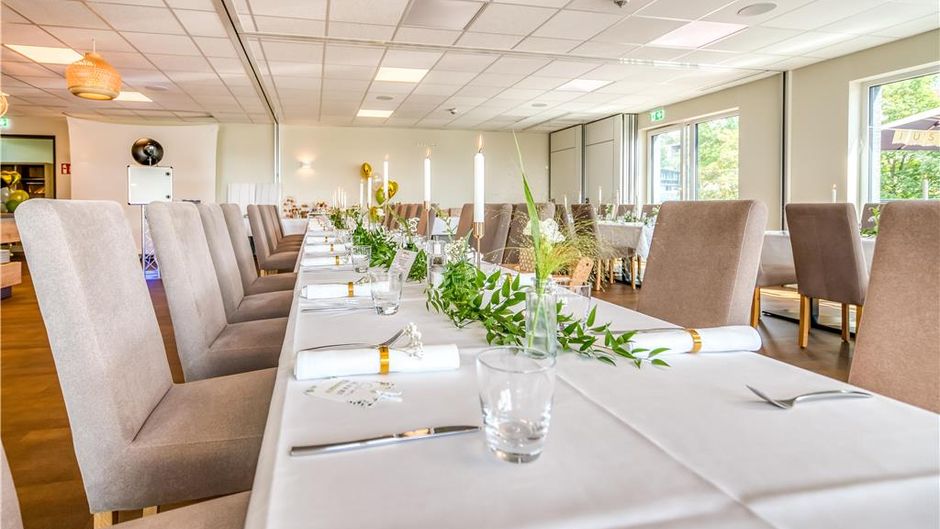 Hotel Beckmann Ballroom