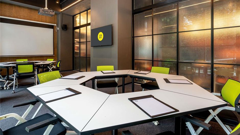 Home2 Suites Chengdu Dujiangyan Meeting