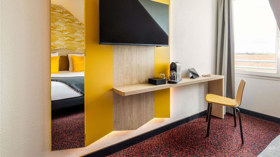 Ibis Styles Barjouville Room