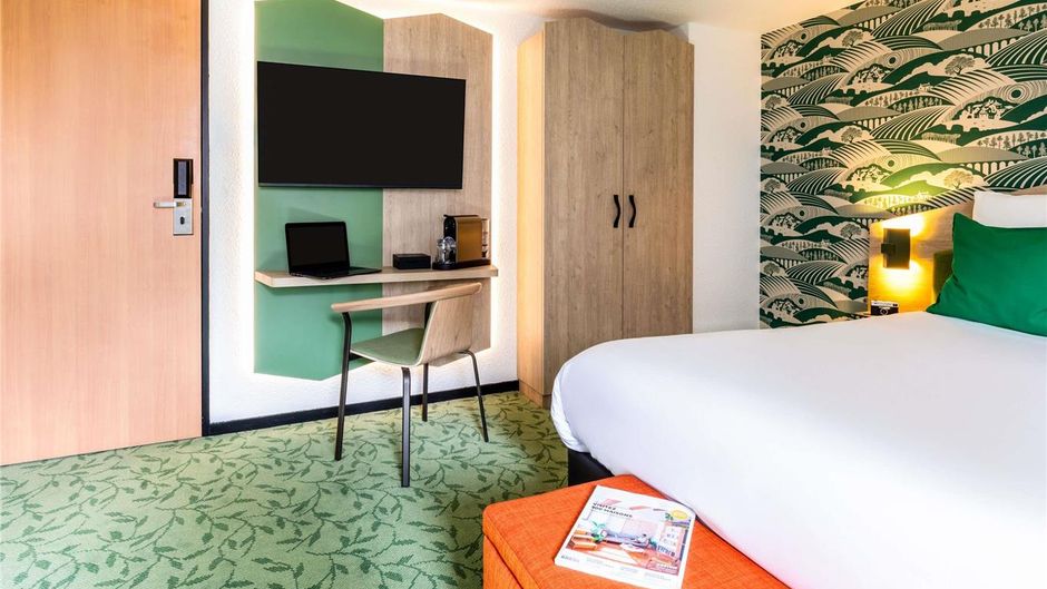 Ibis Styles Barjouville Room