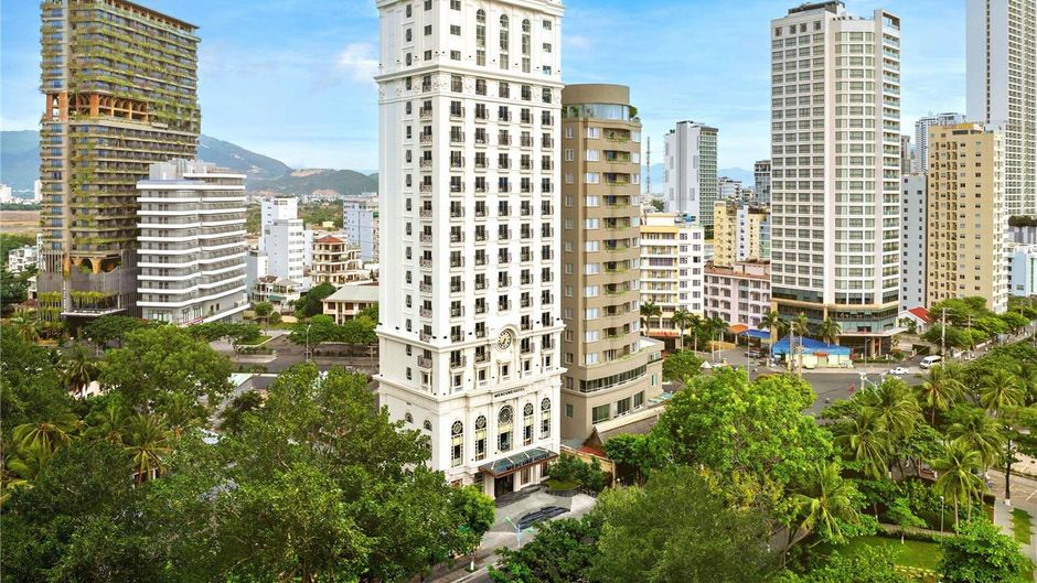 Mercure Nha Trang Beach Exterior