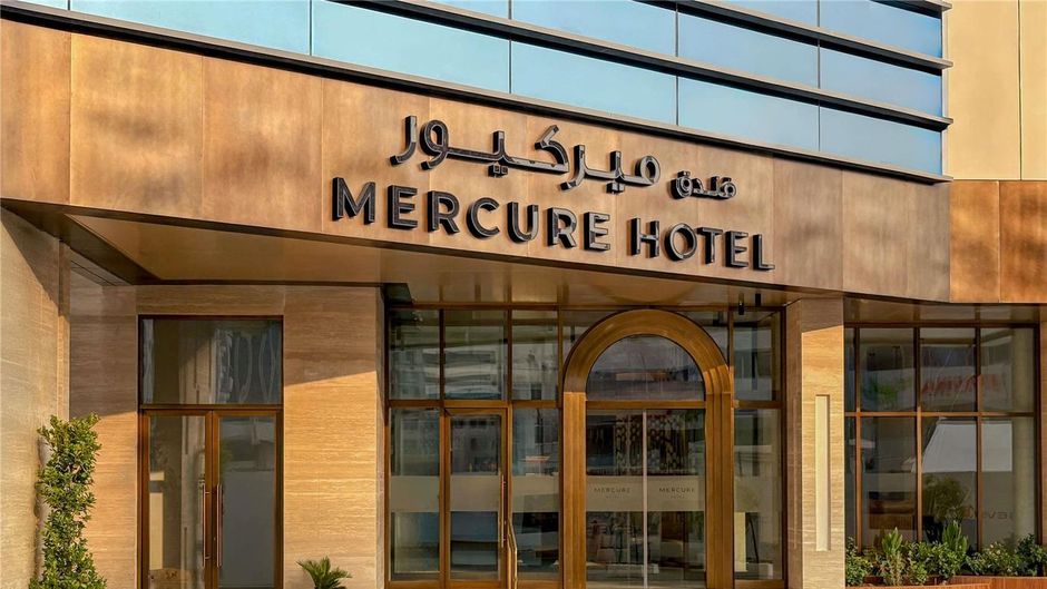 Mercure Abu Dhabi Downtown Exterior